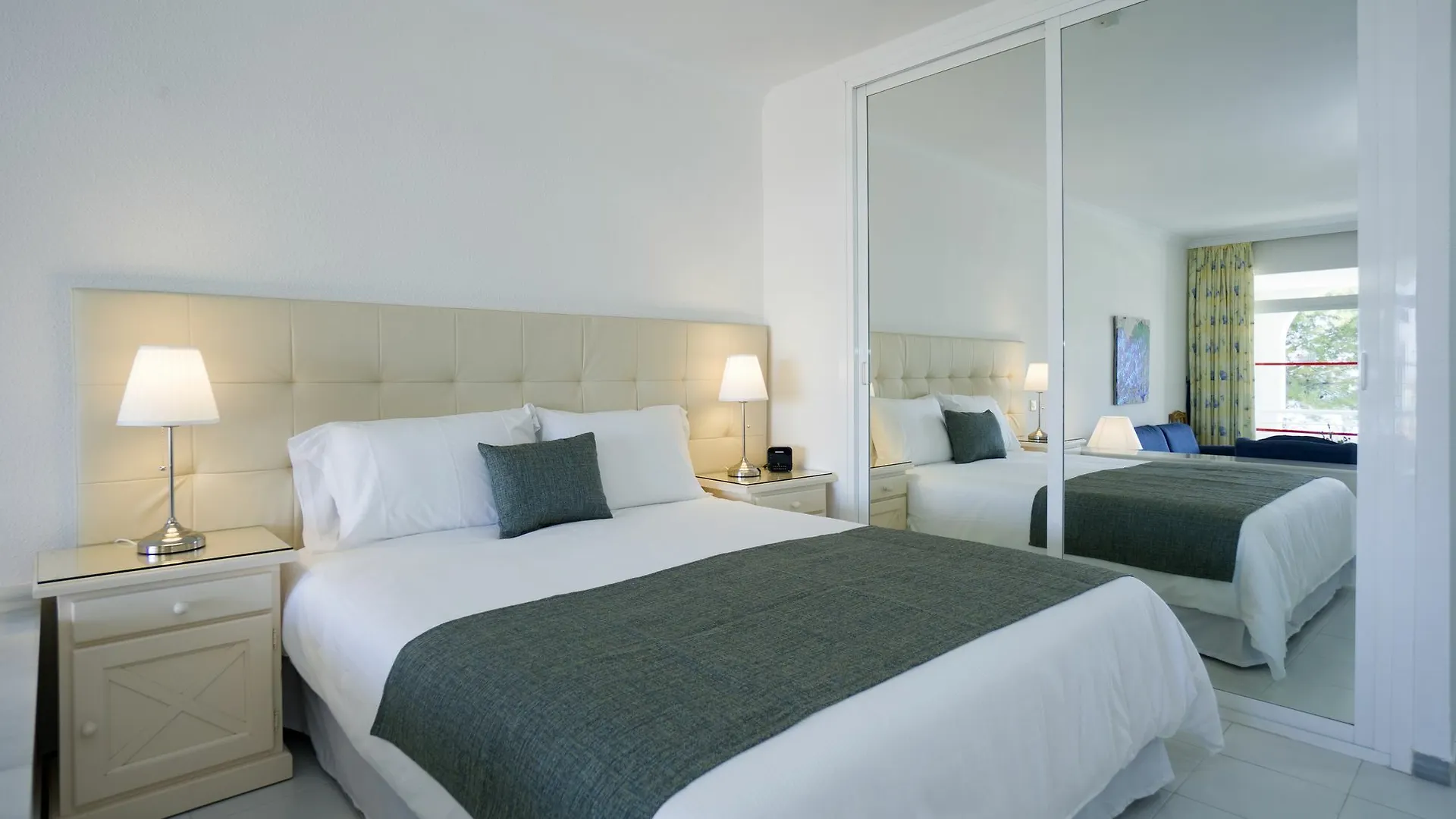 Miraflores Beach & Country Club Mijas